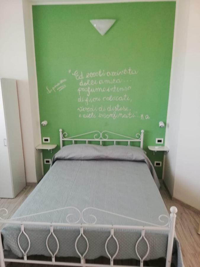 B&B La Collina Dei Poeti Catanzaro Buitenkant foto
