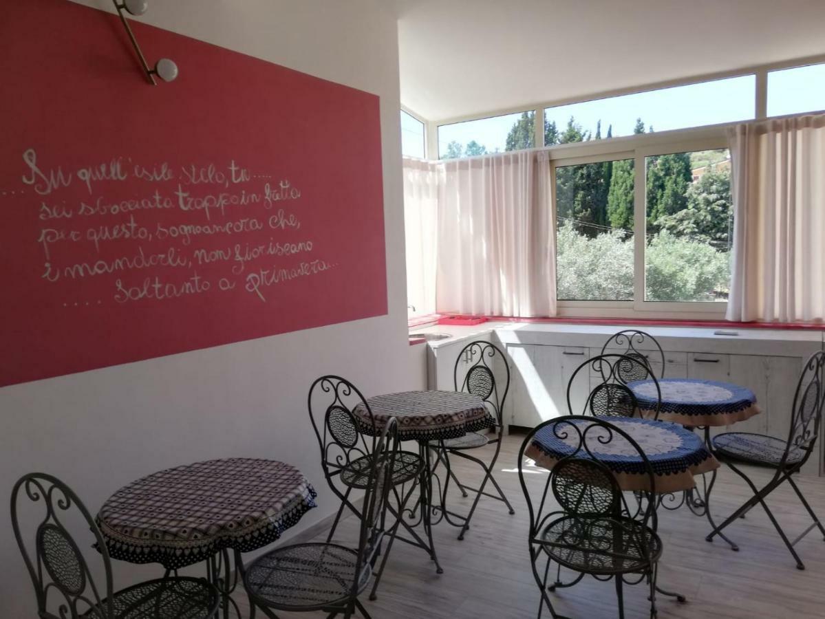 B&B La Collina Dei Poeti Catanzaro Buitenkant foto